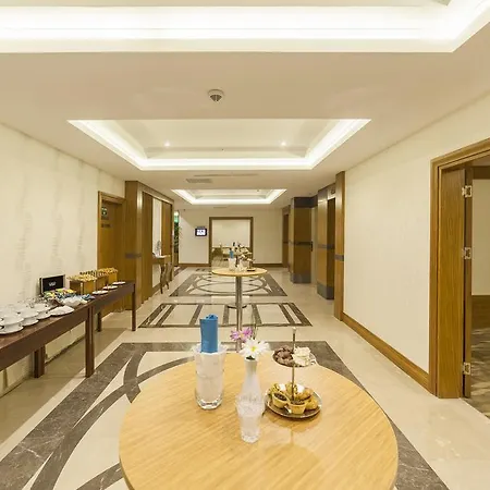 Lamec Business Hotel