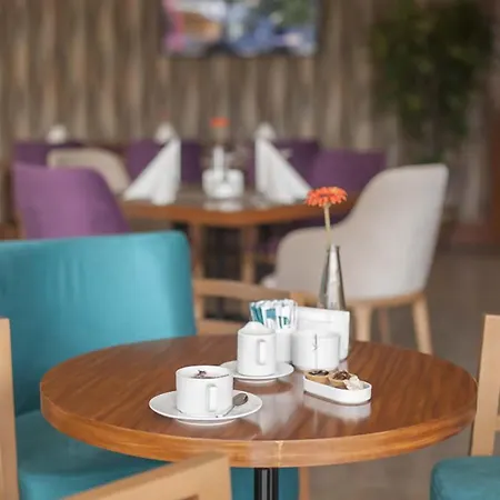 Lamec Business Hotel 3*