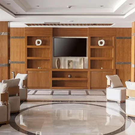 Lamec Business Hotel